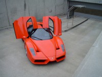 /album/fotogaleria-ferrari-enzo-automobil-/orange-enzo-ferrari-jpg/